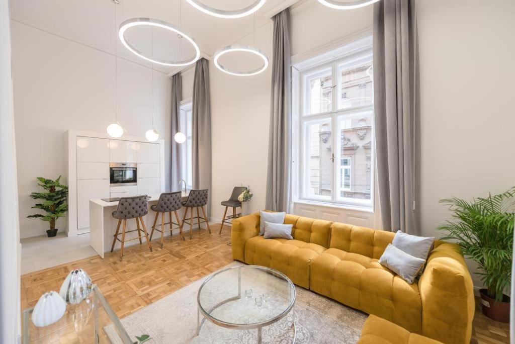 Apartment Andrassy With Free Parking Budapest