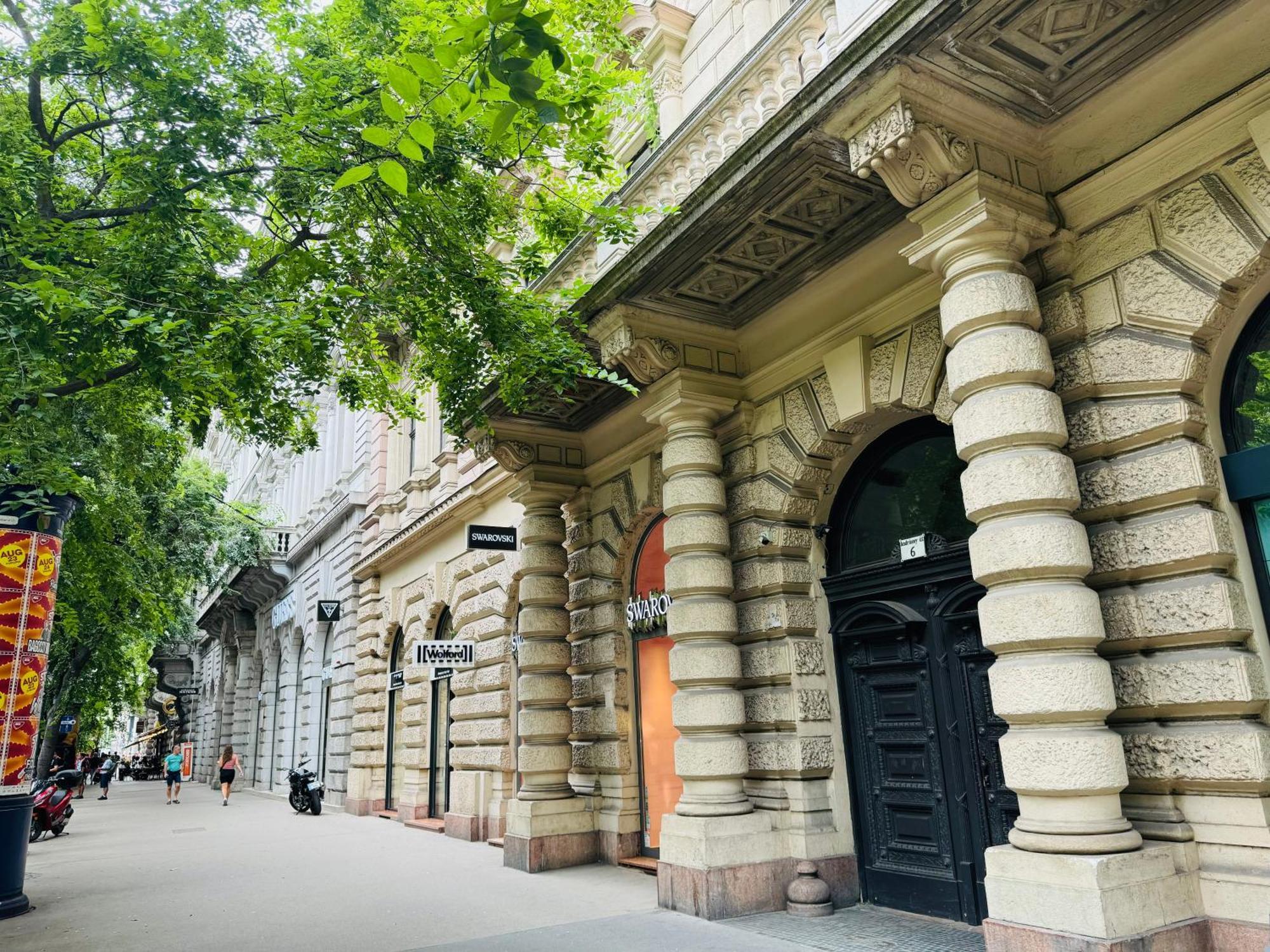 Andrassy With Free Parking Budapest
